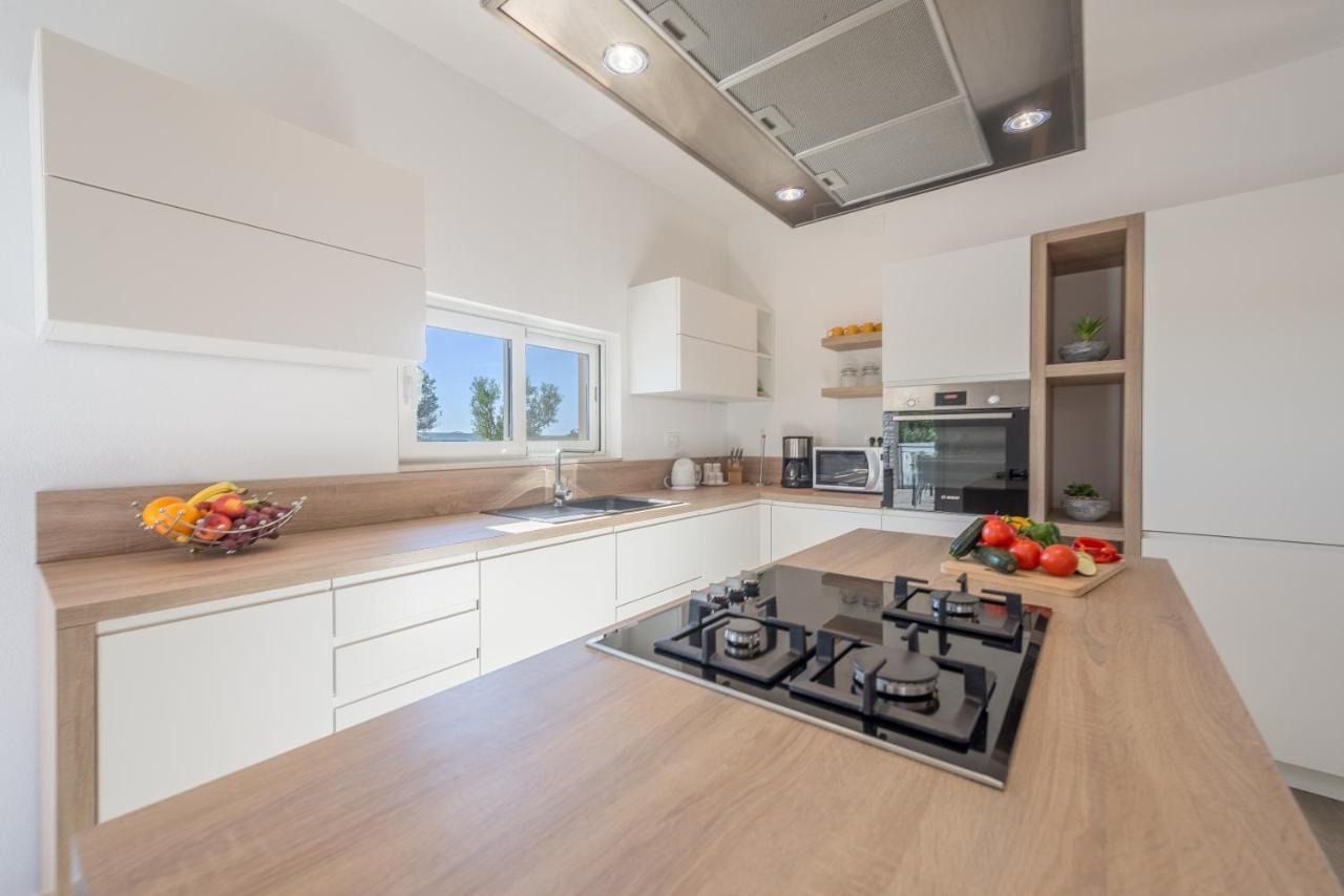 Experience Only The Best - House Kamber บีโอกราดนาโมรู ภายนอก รูปภาพ